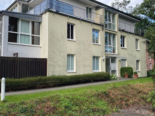 Helle, moderne 2-Zimmer-Wohnung mit Balkon