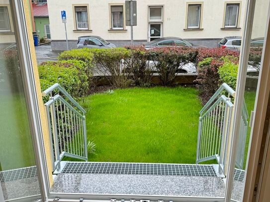 5-Zimmer-Whg. mit Gartenanteil im NEU sanierten Mehrfamilienhaus!