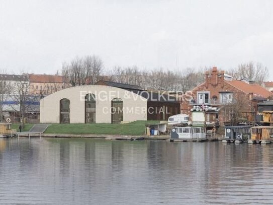 Vielfältige Büro- und Laborflächen an der Spree