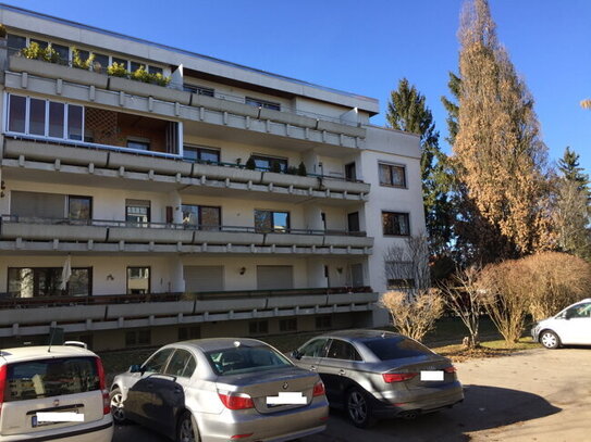 Gelegenheit: Sehr schöne 2-Zimmer Wohnung mit großem Balkon in ruhiger Wohnlage!