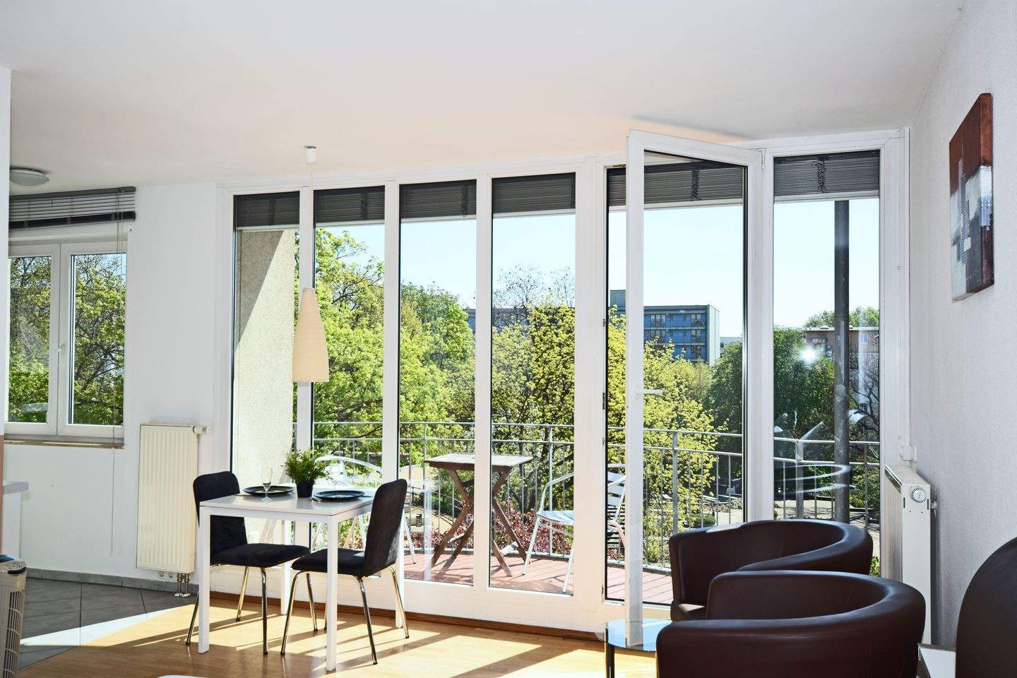 Tolle Einzimmerwohnung mit Parkblick - Photo 1