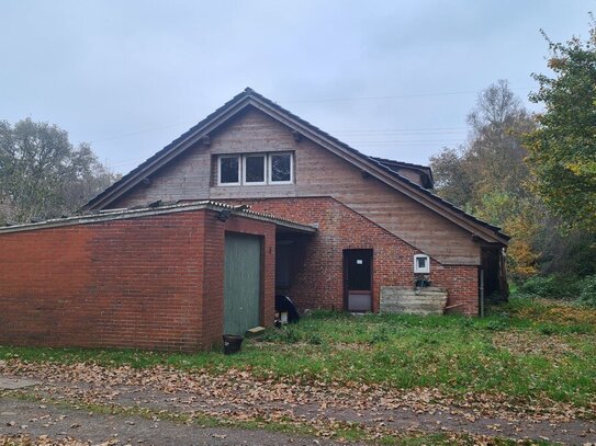 Großzügiges Landhaus auf ca. 6815 m² mit Weide- u Wiesenfläche direkt am Haus