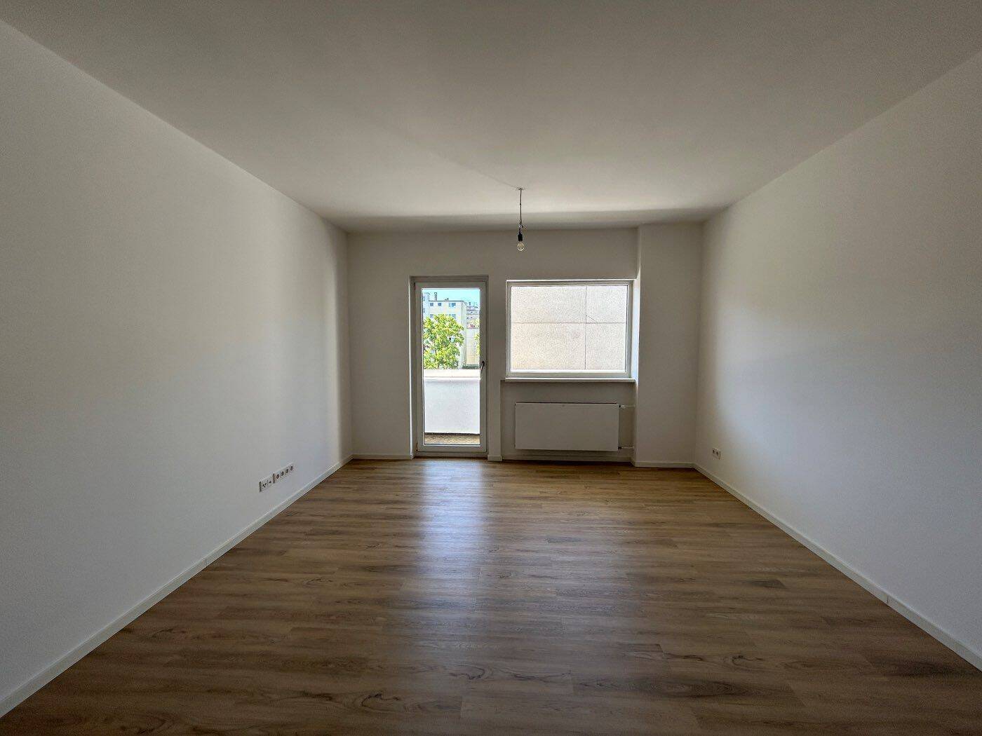 Nachmieter gesucht! Großzügige 2-Zimmer Wohnung inkl. Einbauküche und Balkon! - Photo 1