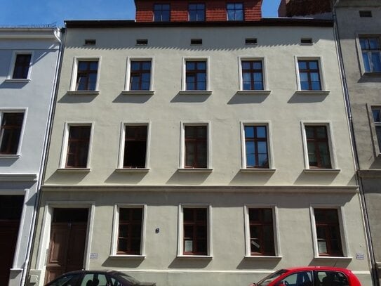 schöne, helle 2 Raum Wohnung nahe Stadtzentrum mit Balkon