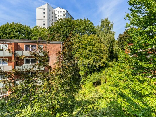 In schöner Wohnanlage: Praktische ETW mit Balkon und EBK | Top-ÖPNV | Zentral gelegen