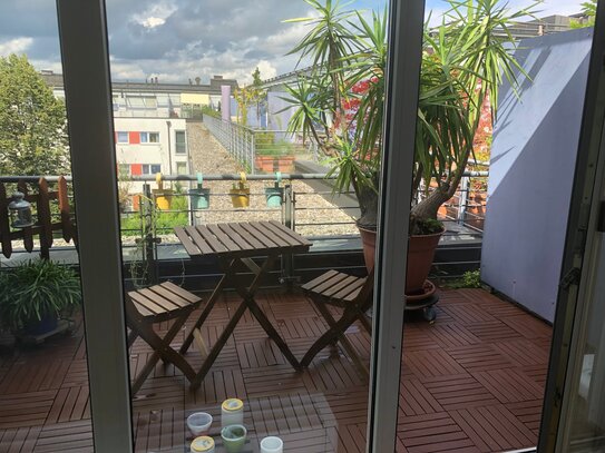 Helle 3-Zimmer-Dachterrassenwohnung im Münchner Süden