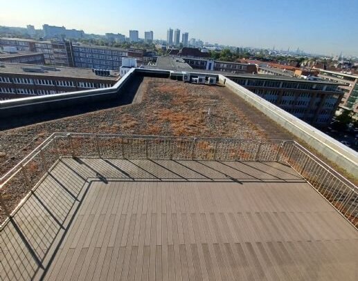 Genießen Sie den herrlichen Panoramablick über Hamburg von Ihrer Dachterrasse aus