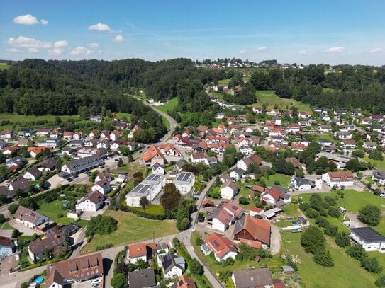 Nachhaltiges Wohnen in modernem Neubau! 3-Zimmer-Dachgeschosswohnung mit Terrasse