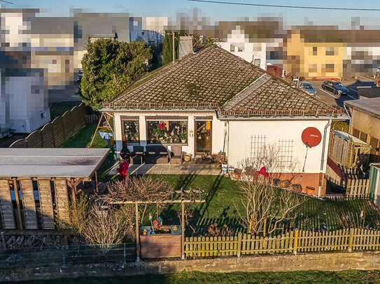 Familienhaus mit moderner Raumaufteilung - Terrasse - Garten - Keller - in zentraler Lage Horhausen