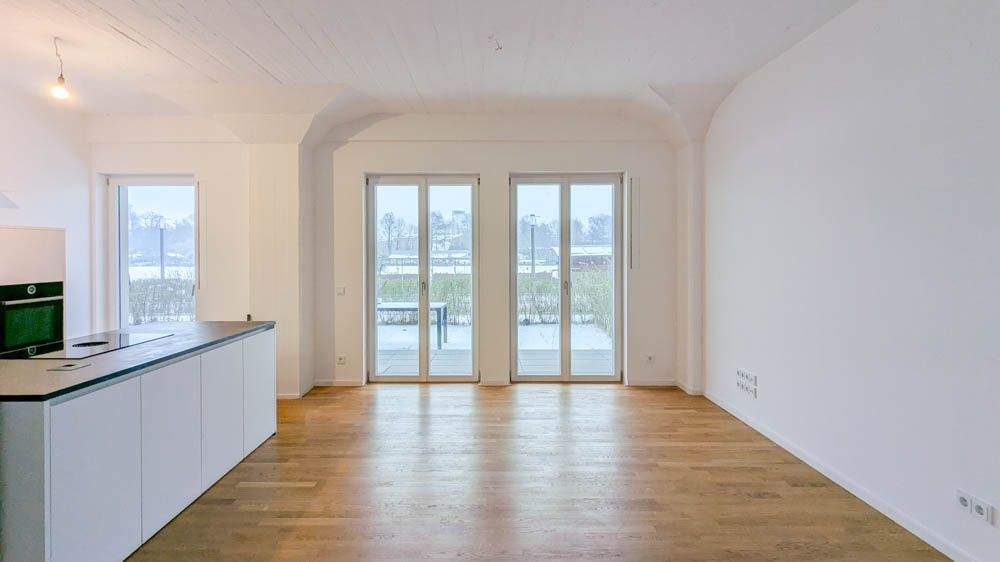HOMESK - Direkt an der Havel: 4-Zimmer-EG-Wohnung mit Garten, Terrasse und Wasserblick - Photo 1