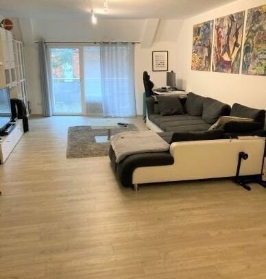 NÄHE Hauptbahnhof - Schöne 2-ZW, offene Küche mit EBK, großer Balkon, 90443 Nürnberg