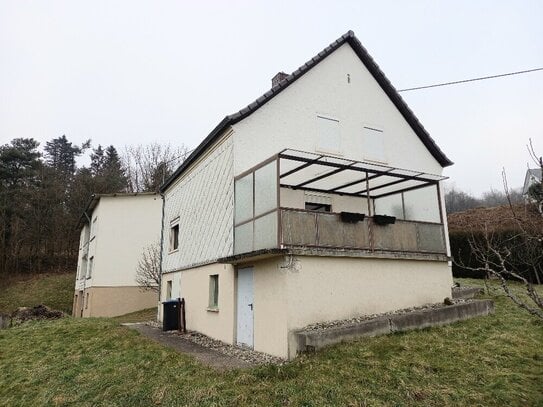 Freistehendes 1 FHS mit großem Balkon, in ruhiger Höhenlage, mit Garten und Autoabstellplätzen in Blieskastel - Bierbac…