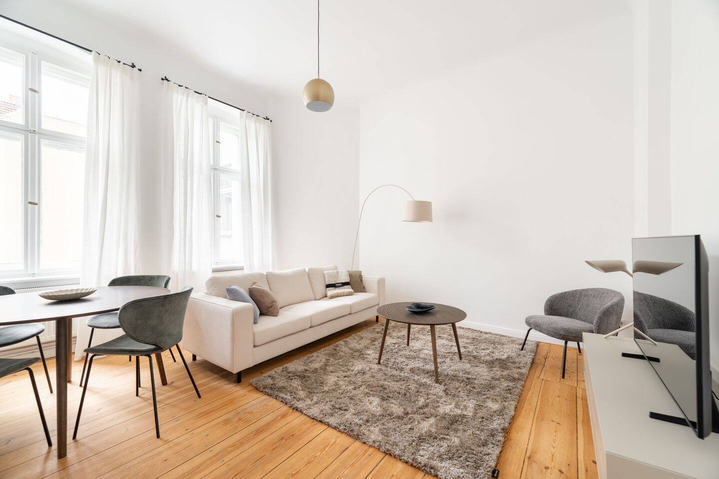 Sehr schöne 2-Zimmer Wohnung in Friedrichshain - voll möbliert - Photo 1