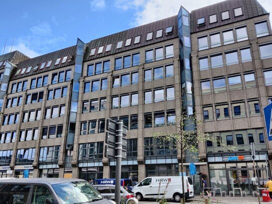 Modernisierte Bürofläche mit Dachterrasse inmitten der Hamburger City