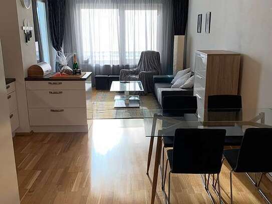 2-Zimmer-Wohnung mit Balkon und Einbauküche