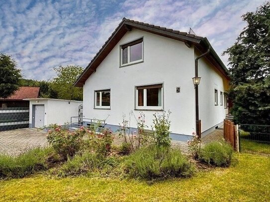 Familienfreundliches Einfamilienhaus mit 1060m² Grundstück