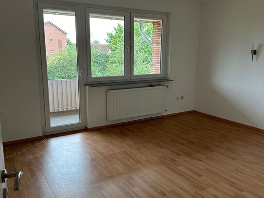 3-Zimmer-Wohnung in zentraler Lage mit Balkon in Reppenstedt