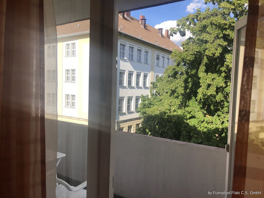 Near Winterfeldplatz: Cosy two-room apartment with balcony