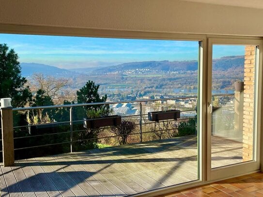 Panorama-Weitblick - Haus mit 7 Zimmern und Garten im Höhenstadtteil Konz-Roscheid frei ab 01.01.2025