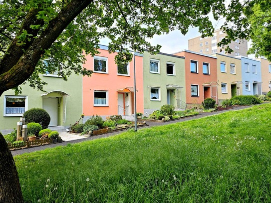 Familienfreundliches Reihenmittelhaus mit Garten - Jetzt ansehen und Ihr neues Zuhause sichern!