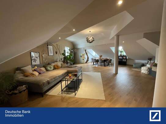 **Stadtwohnung mit toller Aussicht** 128 m²-ETW mit TG-Stellplatz in Freyung