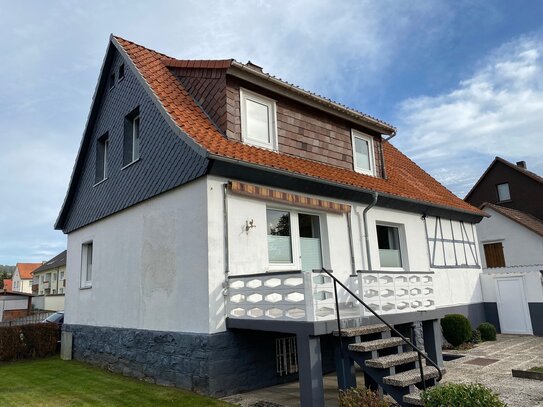 Gepflegtes 1-Familienwohnhaus mit Terrasse und Garage in schöner Ortslage von Dassel