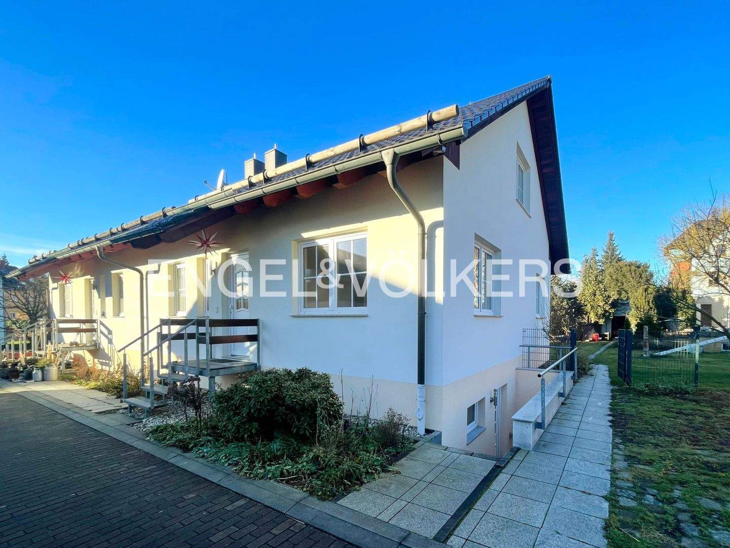 Zwischen Heidezauber und Stadtflair: Ihr neues Zuhause in Bühlau