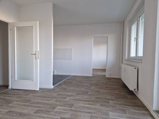 Charmante 2-Zimmer-Wohnung mit Balkon und offener Küche im Herzen der Stadt!
