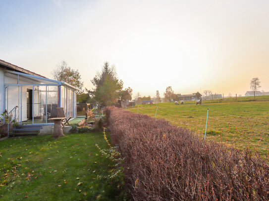 +++ Einfamilienhaus inkl. Wintergarten und Garagen mit unverbaubaren Blick +++