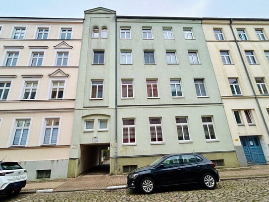 Gemütliche 2-Zimmer-Erdgeschosswohnung mit Balkon und Stellplatz