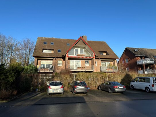 Schickes, solides Appartement mit großer Südloggia und Stellplatz in gefragter Wohnlage...