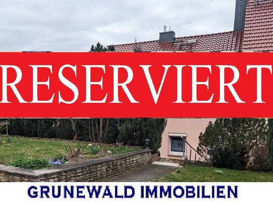 RESERVIERT! Neuer Preis! Geräumiges Endreihenhaus in schöner Lage von Bürgel.