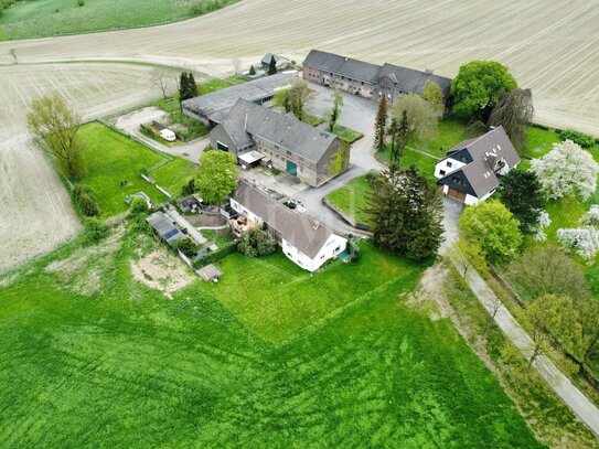 Gutshof mit landwirtschaftlichen Flächen im östlichen Ruhrgebiet