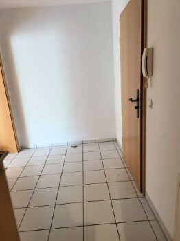 Gepflegte Erdgeschoss / Souterrain-Wohnung mit eig. Gartenanteil in Gelsenkirchen