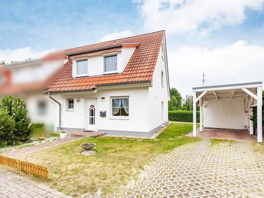 Familienfreundliches Reihenendhaus mit Blick ins Grüne & Whirlpool