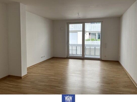 Attraktive 2-Zimmerwohnung mit edlem Bad, moderner EBK und Balkon!