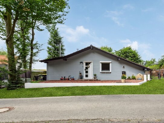 Traumhaft schöner und umfangreich modernisierter Bungalow in Rupichteroth-Thilhove