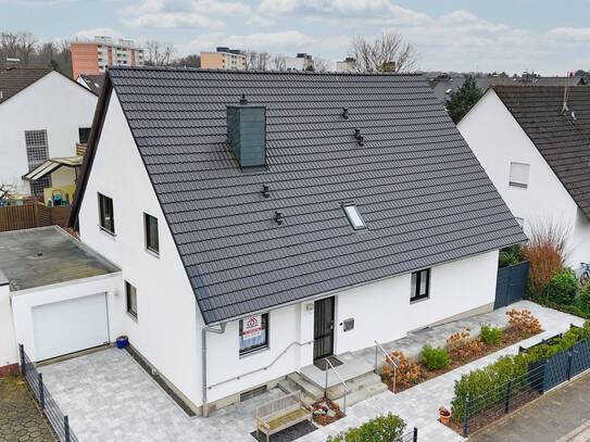 Freistehender Familientraum mit Gartenoase in Bestlage von Bruchköbel