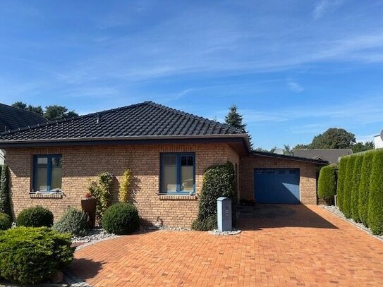 Tolles Einfamilienhaus im Bungalowstil mit gepflegten Garten in Kramerhof OT Groß Kedingshagen zu vermieten.