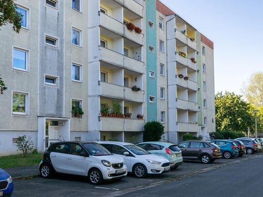 Wohnen am Sonnenwall---viel Grün---schöne große Höfe--ruhige Seitenstraße