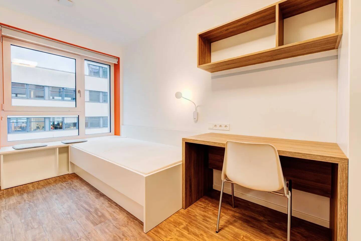 Mietrabatt - NUR FÜR STUDENTEN - Schönes Zimmer in 3-er Studenten-WG - Photo 1