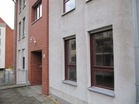 Ab 15.04.2025: großzügige Wohnung in ruhiger Lage!