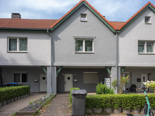 Provisionsfrei für Käufer: Reihenhaus mit Garten und Garage