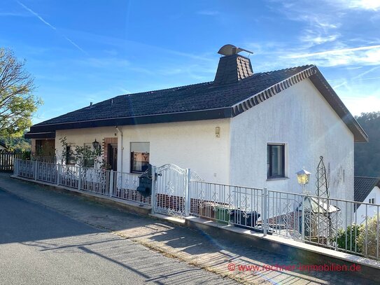 Sonnige Stadtrandlage! Grundsolides 1-Familienhaus mit Einliegerwohnung ...