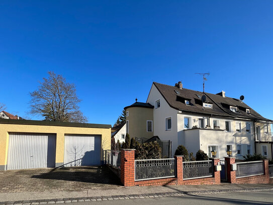 2-Familienhaus in sehr ruhiger und grüner Lager von Fürth - Unterfarrnbach