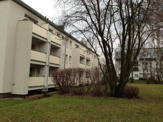 Schöne kleine Zweiraumwohnung mit Balkon, jetzt Termin vereinbaren