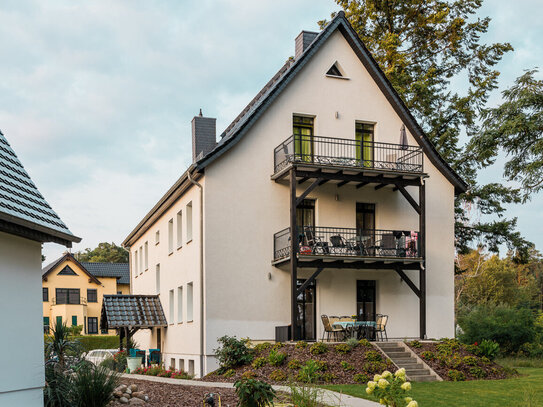 Hochwertiges Apartmenthaus mit 7 möblierten Apartments und einem einmaligen Blick auf den Röblinsee in erster Reihe