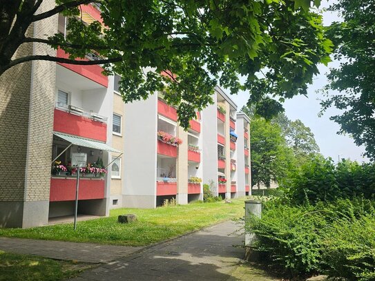 Schöne ETW in gepflegtem Mehrfamilienhaus mit Balkon in einem sehr angenehmen Wohnumfeld