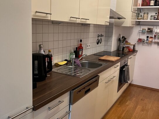 Schöne 2,5 Zimmer Wohnung nähe Westpark