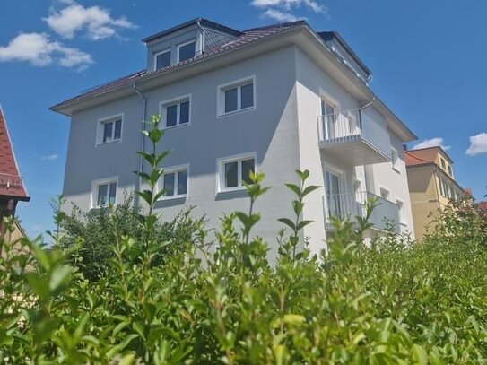 Erstbezug! Wunderschöne und großzügige Wohnung mit großer Loggia und herrlichen Blick!